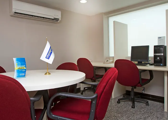Hotel Express Buenavista 4*