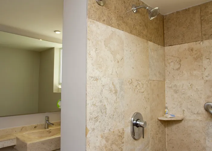 Hotel Express Buenavista 4*