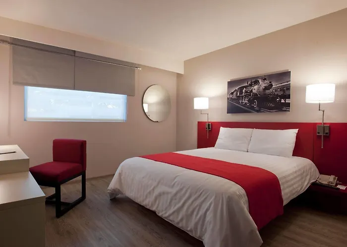 Hotel Express Buenavista 4*